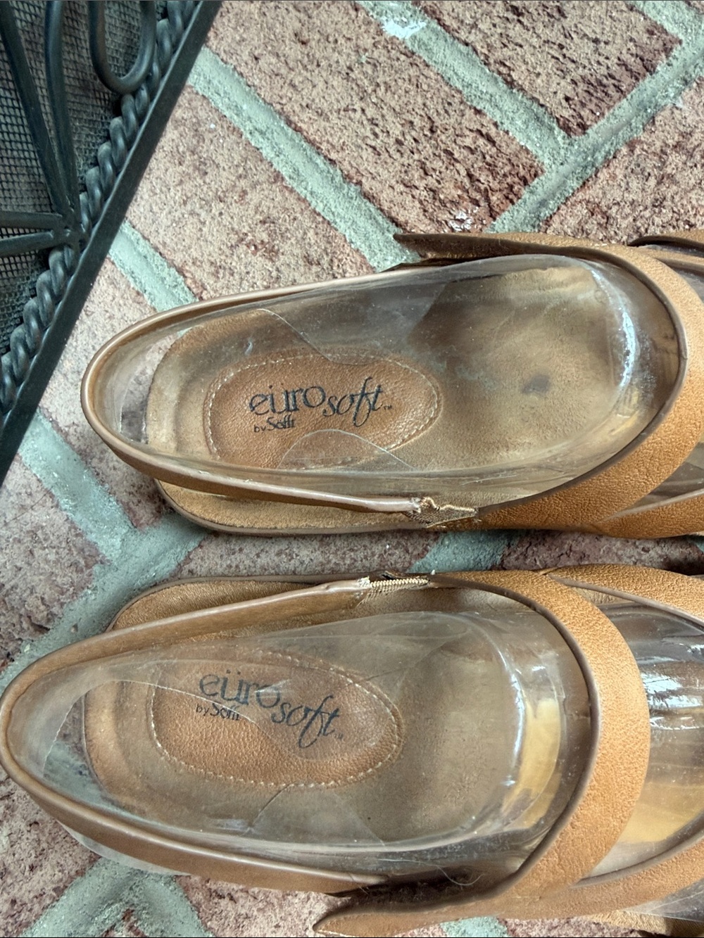 Eurosport Women’s Tan Strappy Comfort Sandals, EUC, Size 8.5 - Picture 2 of 9